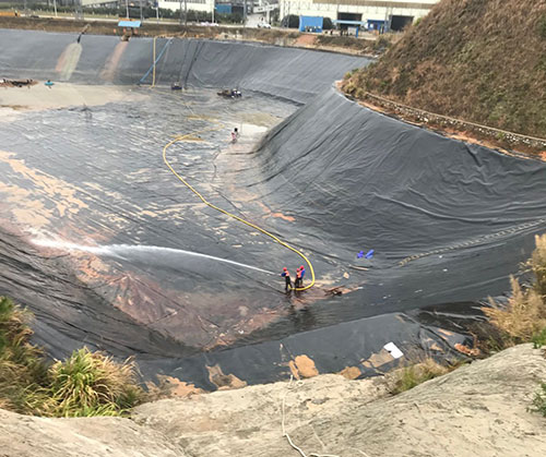 阿拉善废水池清理